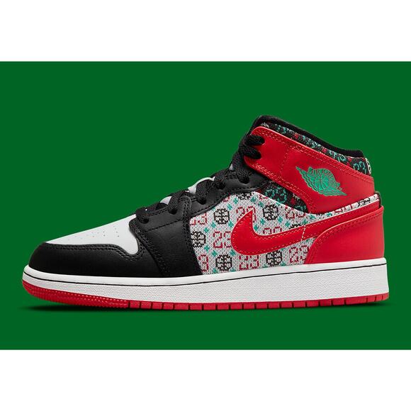 Nike Air Jordan 1 Mid SE Holiday Ugly Christmas Sweater DM1208 150 - SIZE 5Y - Picture 1 of 7